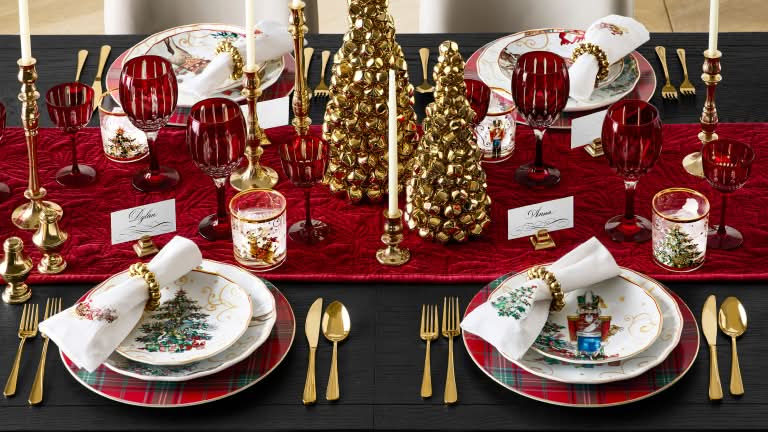 The Holiday Table