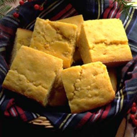 Chipotle Corn Bread with Cheddar Cheese and Green Onions