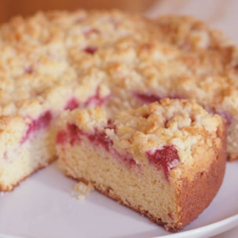 Fresh Raspberry-Sour Cream Crumb Cake