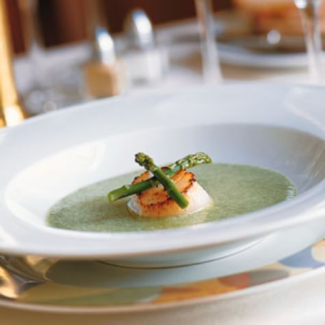 Creamy Asparagus Soup with Seared Scallops