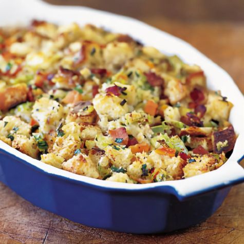 Crunchy Bread Dressing with Bacon and Leeks Crunchy Bread Dressing with Bacon and Leeks