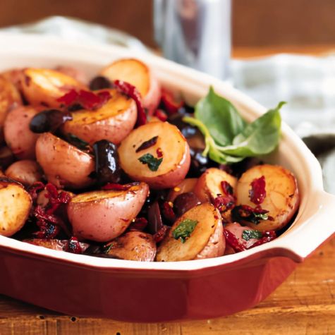 Potatoes with Olives and Sun-Dried Tomatoes Potatoes with Olives and Sun-Dried Tomatoes
