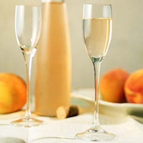 Peach, Honey and Cardamom Wine Cordial Peach, Honey and Cardamom Wine Cordial