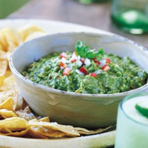 Guacamole with Corn Chips (Guacamole con Totopos)