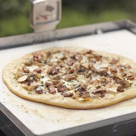 White Pizza with Clams & Pancetta