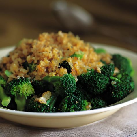 Broccoli with a Crunchy Crumb Topping