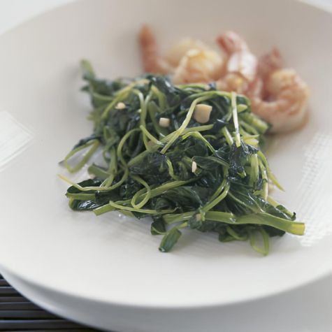 Stir-Fried Pea Shoots with Garlic