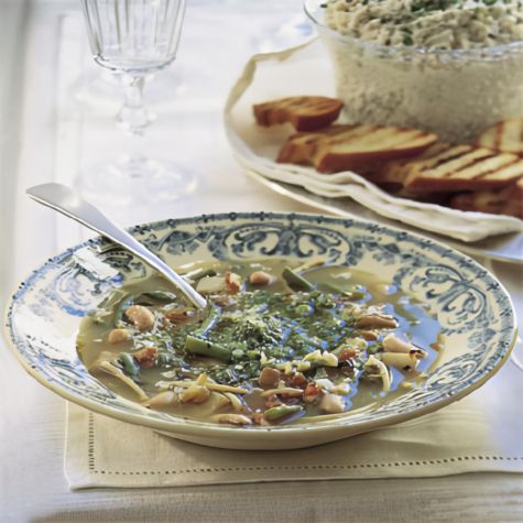 Vegetable Soup with Basil Sauce (Soupe au Pistou)