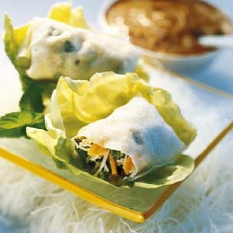 Rice Paper Rolls with Peanut Sauce