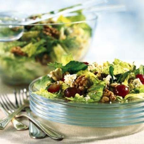 Romaine, Gorgonzola and Walnut Salad