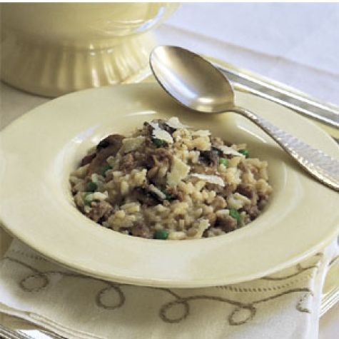 Risotto with Mushrooms, Peas and Sausage (Risotto ai Funghi, Piselli e Salsiccia)