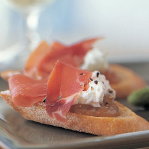 Ricotta, Fig & Prosciutto Bruschetta