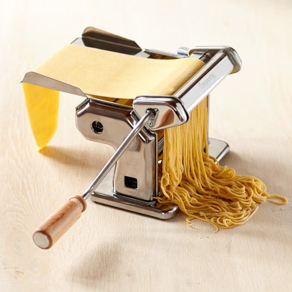 machine pasta