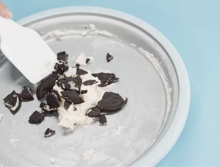 cream ice cream maker