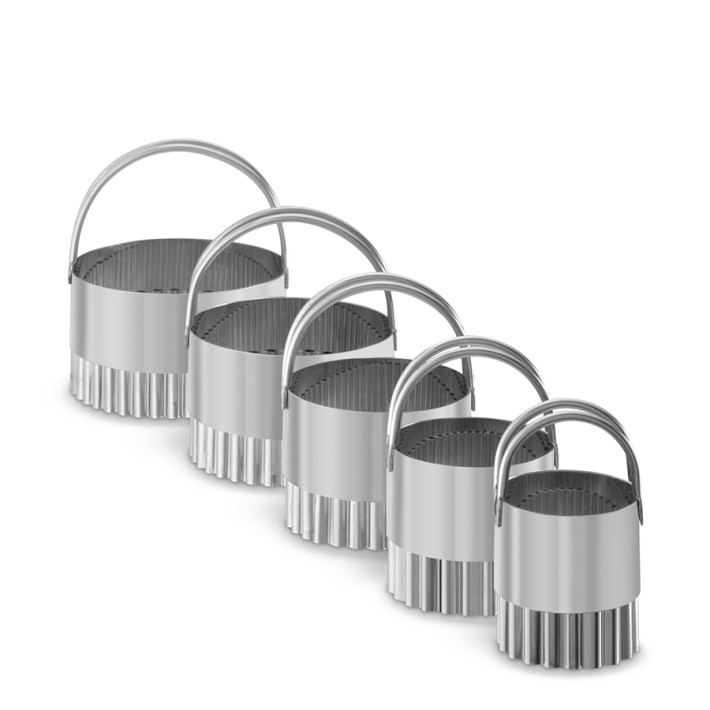 Set of 4 RSVP Stainless Steel Round Biscuit Cutters with Fluted Edge