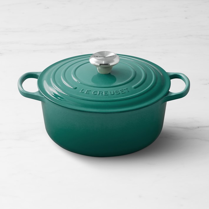 Le Creuset Signature Enameled Cast Iron Round Oven | Williams Sonoma