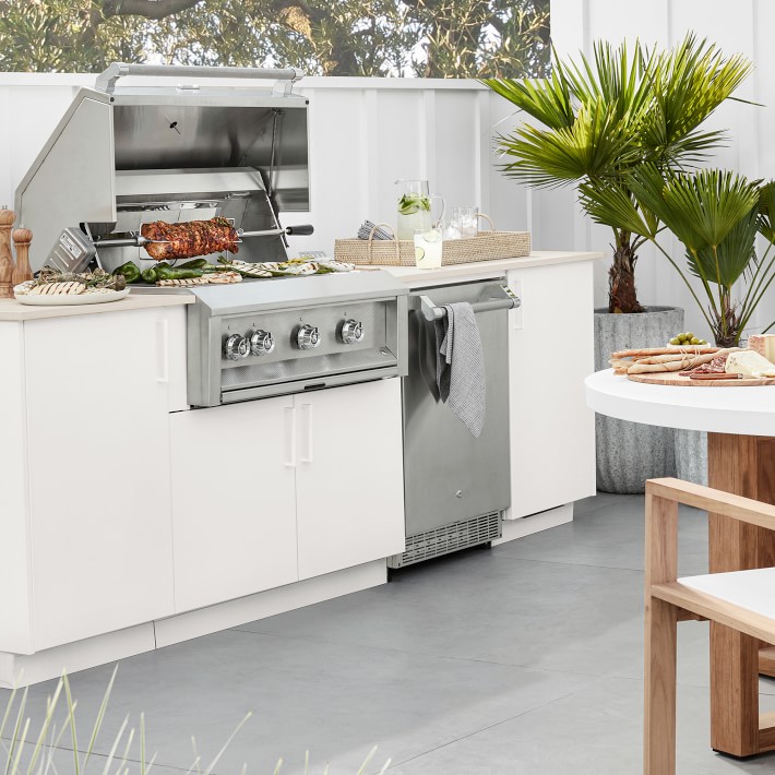 Urban Bonfire Outdoor Kitchen x Hestan 36” Grill and Fridge | Williams ...