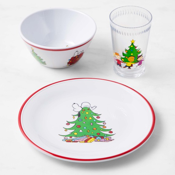 trisa christmas dishes