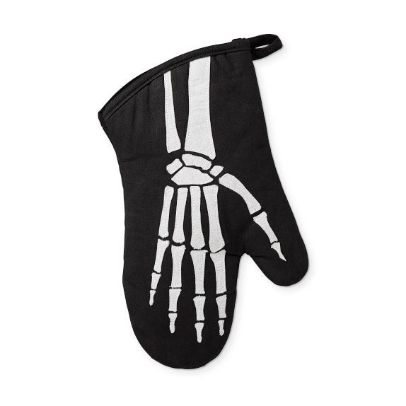 skull oven mitts