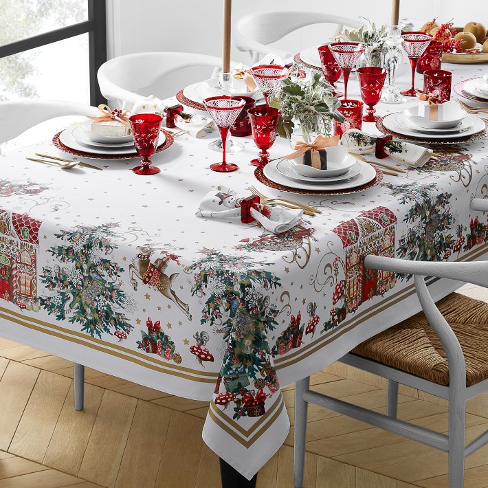 Williams Sonoma Christmas Tablecloth