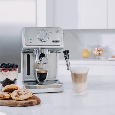 De'Longhi 15 Bar Espresso and Cappuccino Machine | Williams Sonoma