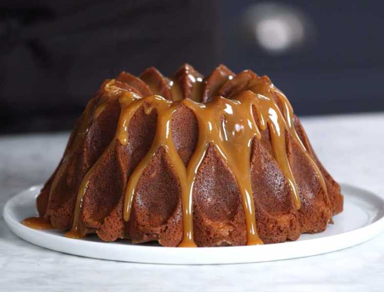Nordic Ware Bundt® Brownie Pan Williams Sonoma