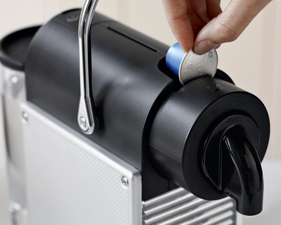 Bungalow pulsåre Relativ størrelse Nespresso Pixie Espresso Machine with Aeroccino Milk Frother | Williams  Sonoma