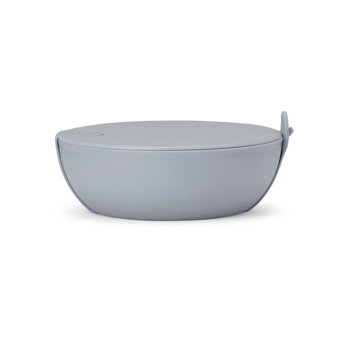 https://assets.wsimgs.com/wsimgs/rk/images/dp/wcm/202316/0089/wp-porter-bowl-plastic-1-o.jpg