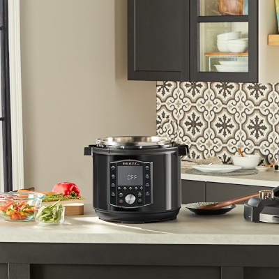 Instant Pot Pro Multi-Use Pressure Cooker, 8-Qt. | Williams Sonoma