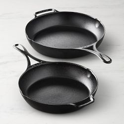 Williams Sonoma Lodge Seasoned Cast Iron Xolo Sugar Skull Comal