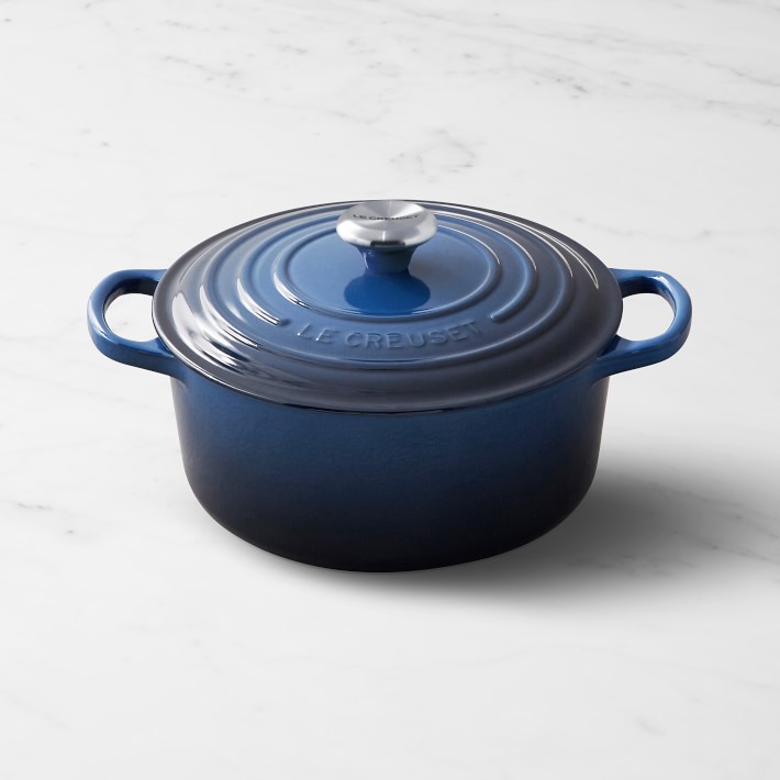 Le Creuset, Signature Round Dutch Oven - Zola