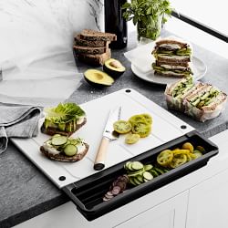 FENNOMA Cutting Boards for Kitchen – Non-BPA Plastic Cutting Board with  Food Holder – Durable and Functional Meat Cutting Board – Chopping Board  for