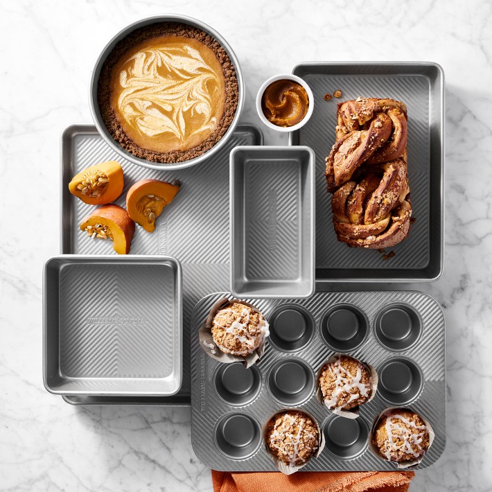 Williams Sonoma Cleartouch Nonstick Half Sheet Pan + Rack