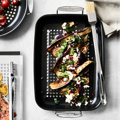 Williams Sonoma Ooni Cast Iron Skillet, Grizzler & Sizzler Pan