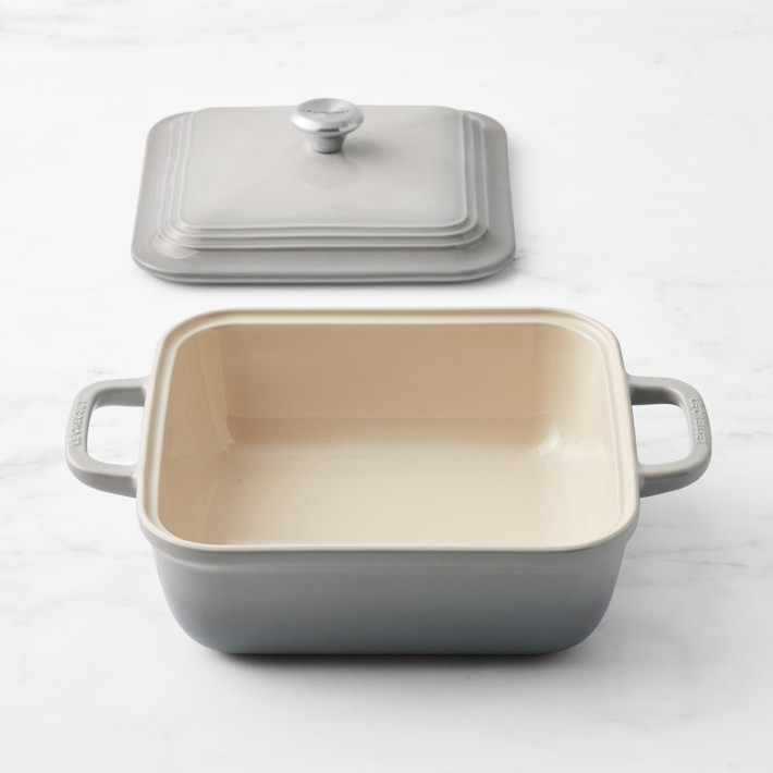 https://assets.wsimgs.com/wsimgs/rk/images/dp/wcm/202331/0018/le-creuset-san-francisco-stoneware-square-covered-baker-3--o.jpg