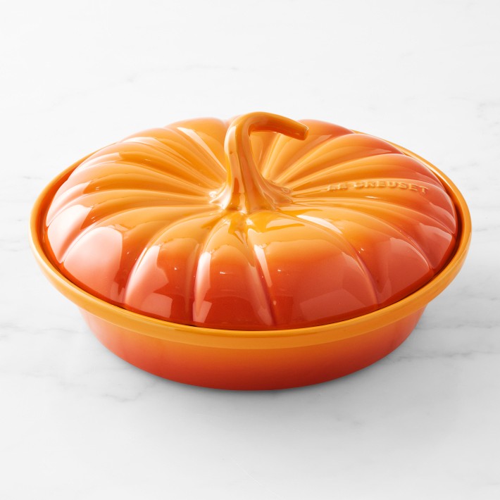 Le Creuset Pumpkin Casserole/Pie Dish – The Cook's Nook