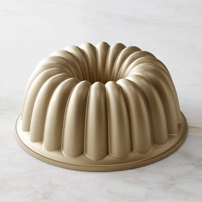 https://assets.wsimgs.com/wsimgs/rk/images/dp/wcm/202332/0066/nordic-ware-party-bundt-cake-pan-m.jpg