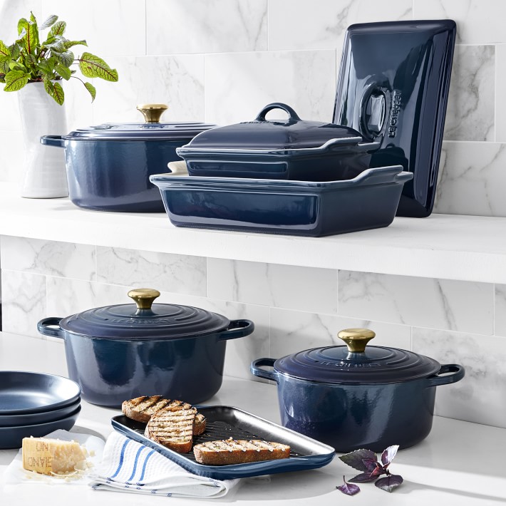 https://assets.wsimgs.com/wsimgs/rk/images/dp/wcm/202332/0134/le-creuset-signature-enameled-cast-iron-essential-oven-3-1-o.jpg