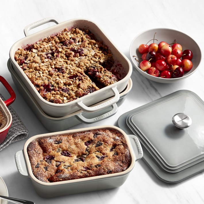 Le Creuset Stoneware Heritage Covered Square Baking Pan