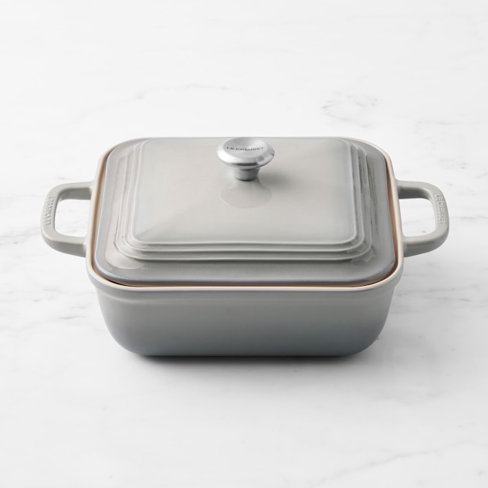 https://assets.wsimgs.com/wsimgs/rk/images/dp/wcm/202334/0006/le-creuset-san-francisco-stoneware-square-covered-baker-3--o.jpg