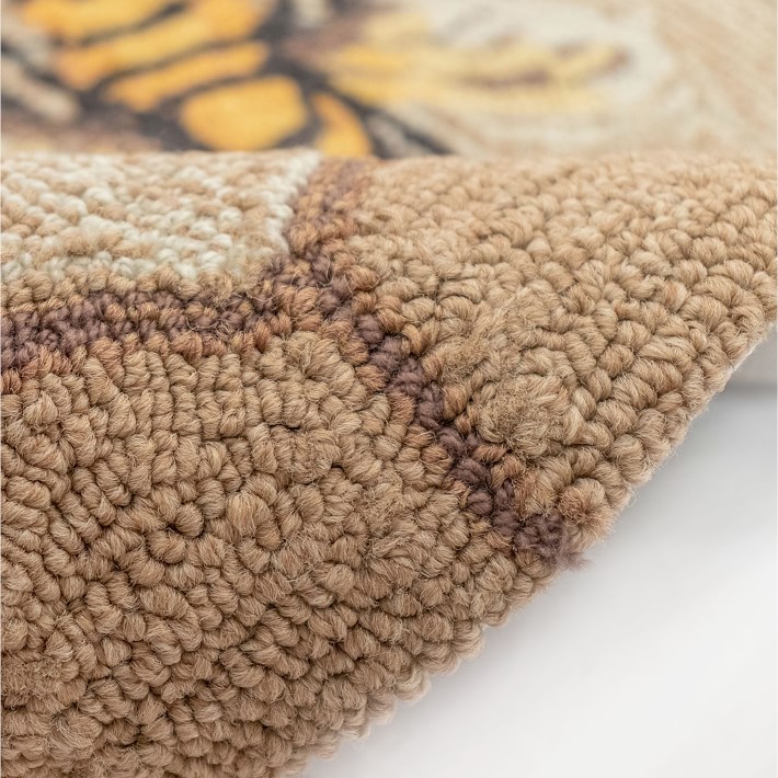 August Grove Calderon Honeycomb Bee Hand-Tufted Natural Indoor/Outdoor Area Rug