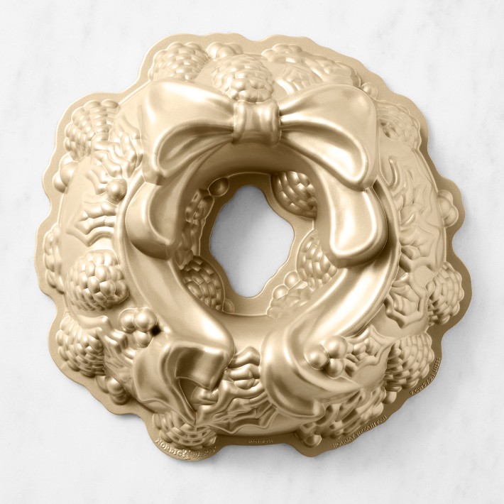 Nordic Ware Nonstick Cast Aluminum Holiday Wreath Bundt Pan Williams