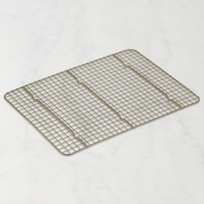 Williams Sonoma Goldtouch® Pro Nonstick Non Corrugated Quarter Sheet with  Cooling Rack