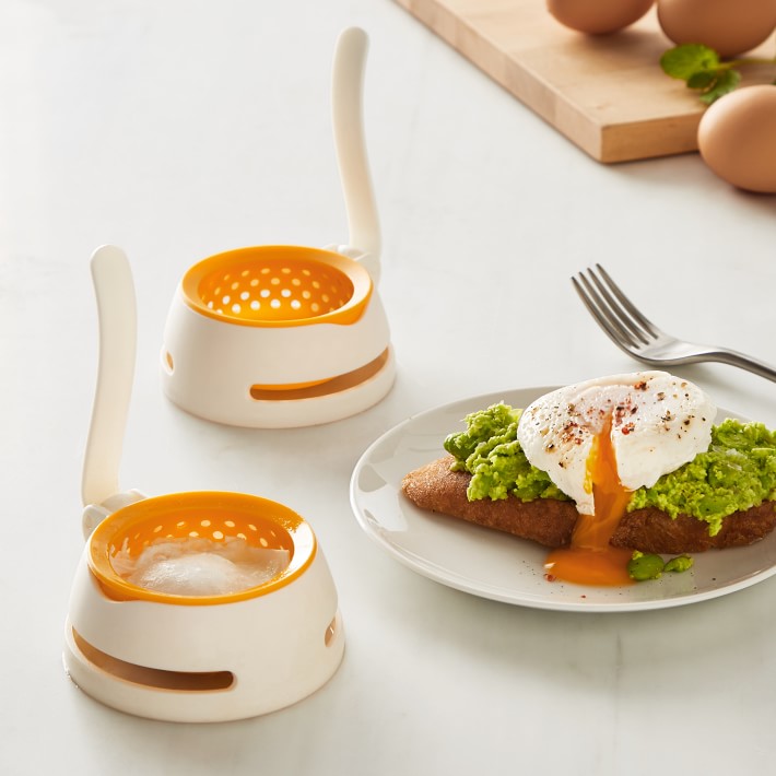 Microwave or Stovetop Egg Cooker Silicone Egg Poacher Cups - China