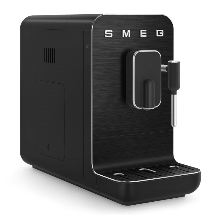Smeg Medium Fully-Automatic Coffee Machine