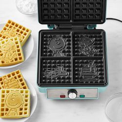 Mini Waffle Maker Machine, Nonstick Waffle Iron for Kids Pancakes, Waffles,  Paninis, Breakfast, Lunch, Snack(US Plug)