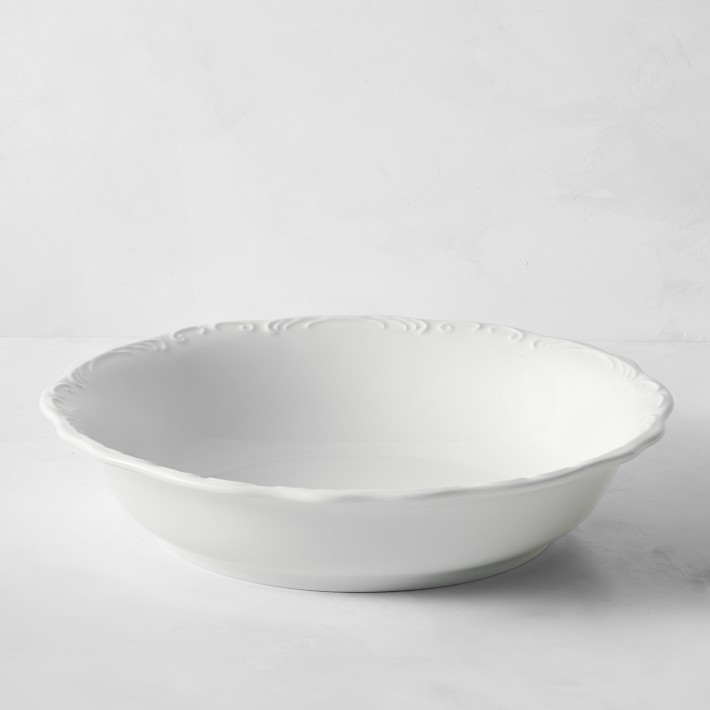 https://assets.wsimgs.com/wsimgs/rk/images/dp/wcm/202339/0017/pillivuyt-eclectique-porcelain-serving-bowl-o.jpg