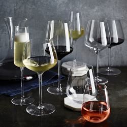 https://assets.wsimgs.com/wsimgs/rk/images/dp/wcm/202340/0004/williams-sonoma-estate-chardonnay-wine-glasses-j.jpg