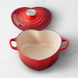 Le Creuset Heart shallow cocotte cast iron 1qt French oven Cherry Red  Cerise