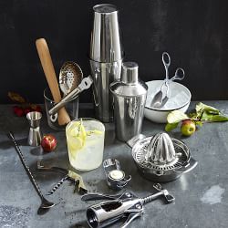 https://assets.wsimgs.com/wsimgs/rk/images/dp/wcm/202340/0029/open-kitchen-by-williams-sonoma-julep-strainer-j.jpg
